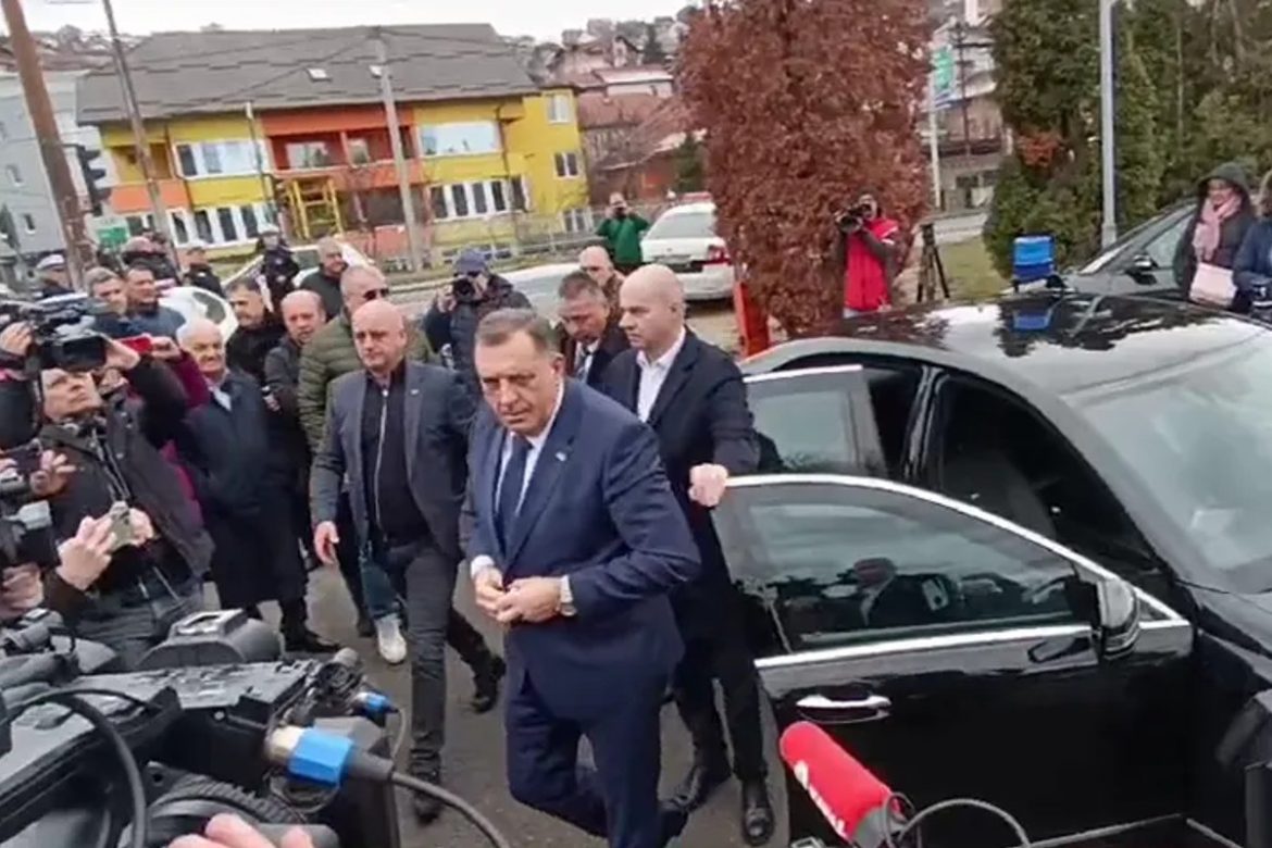 Odbijen zahtjev odbrane Milorada Dodika