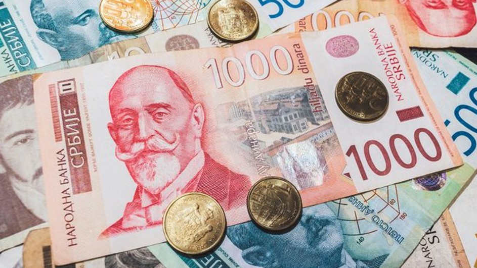 Priština, popustila, odlaže se odluka o ukidanju dinara na KiM