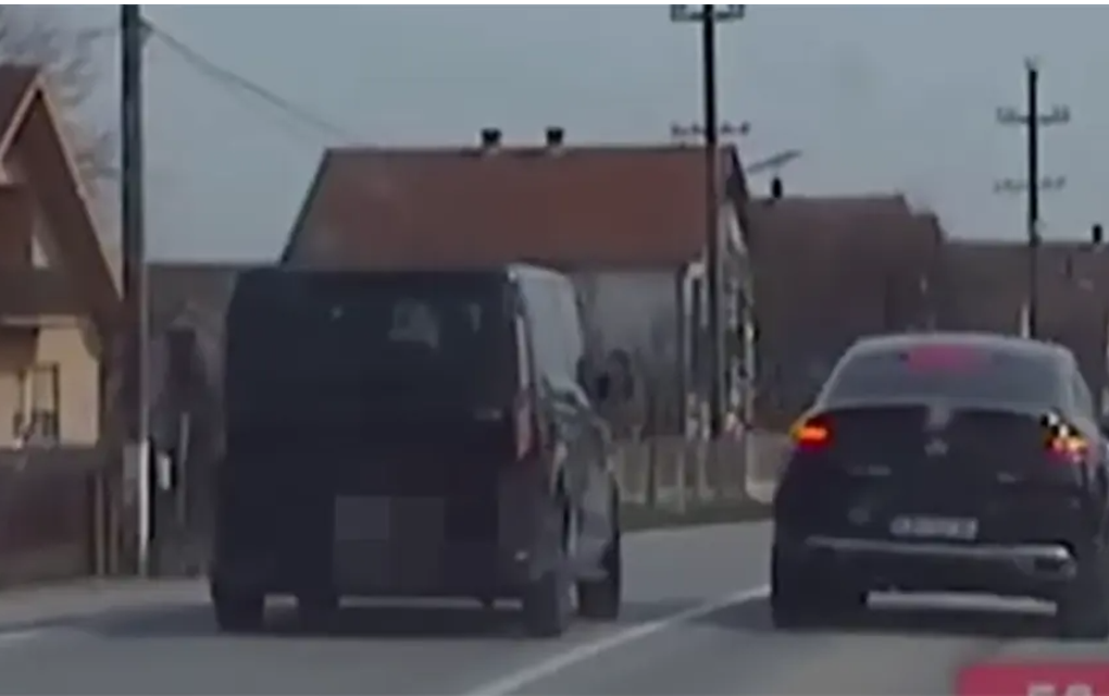 Napravio čak 12 prekršaja: Vozač iz BiH isključen iz saobraćaja u okolini Šapca