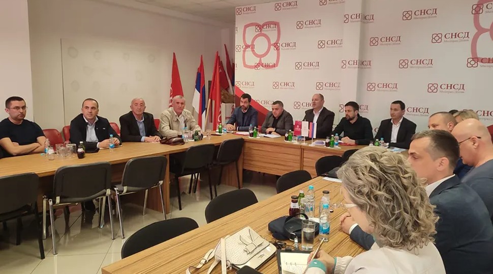 Dodik, Amidžić i Bojić u Trebinju: SNSD za mnoge opštinske odbore već može da proglasi pobjedu