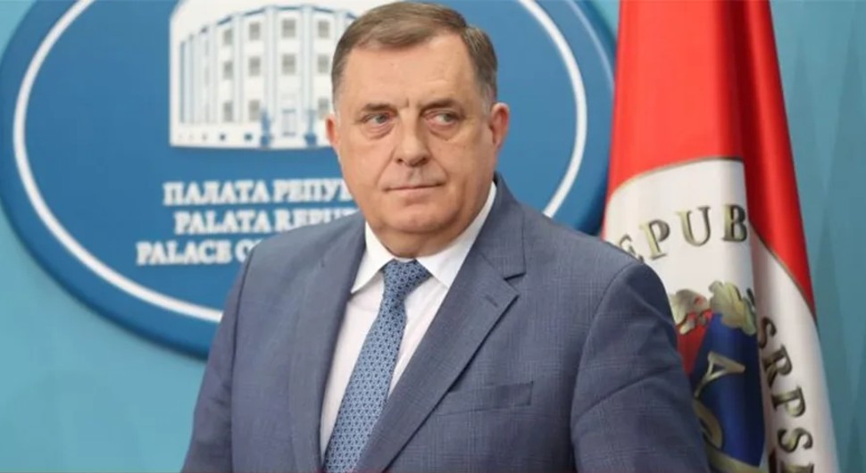 Dodik u Parizu: SPC najznačajniji element srpskog nacionalnog identiteta