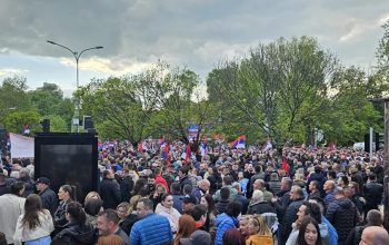 Više od 50.000 ljudi na mitingu "Srpska te zove"