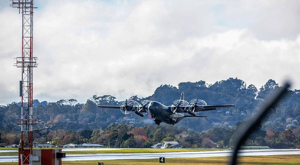 Haos u Novoj Kaledoniji ne prestaje: Stigli vojni avioni
