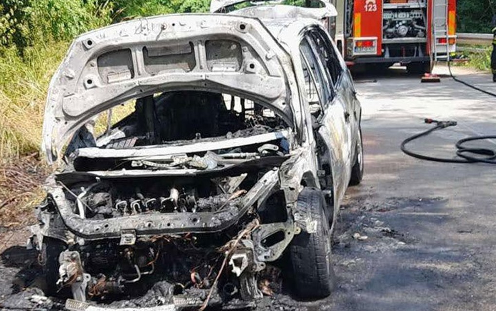 Izgorio automobil u Banjaluci – Šteta ogromna