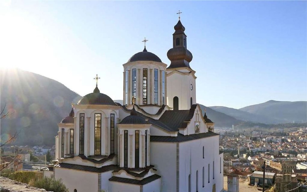 Vaskršnja liturgija prvi put nakon rušenja u Sabornoj crkvi Svete Trojice u Mostaru