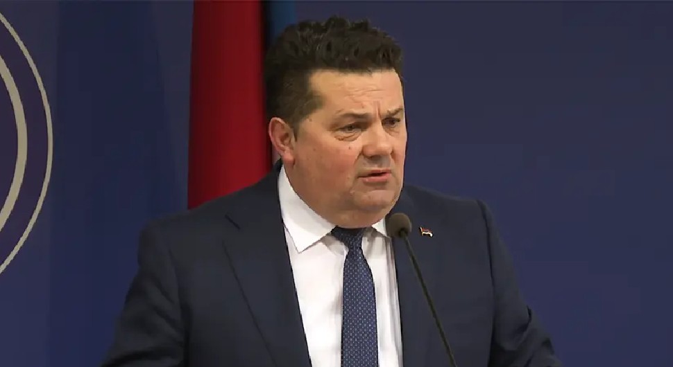 Stevandić: Srbi opet na pravoj strani istorije, dvije trećine populacije nije glasalo za rezoluciju