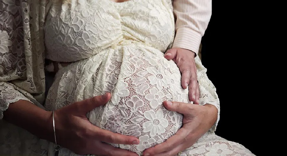 Tragedija: Zbog komplikacija poslije porođaja preminula žena (29)