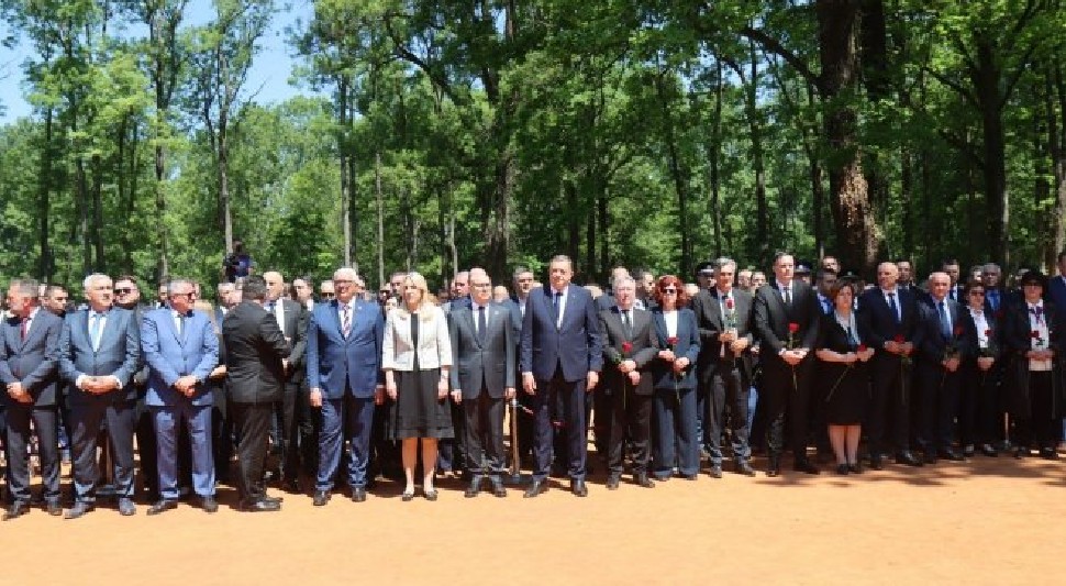 UŽIVO: Donja Gradina – Dan sjećanja na žrtve genocida nad Srbima, Jevrejima i Romima u NDH