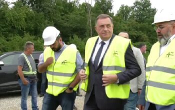 Dodik obišao dionicu auto-puta