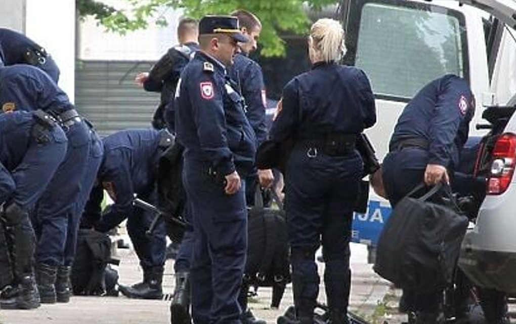 Još jedan napad na policajce: Izašli na interevnciju u Trnu pa ih fizički napali! Potorica povrijeđena