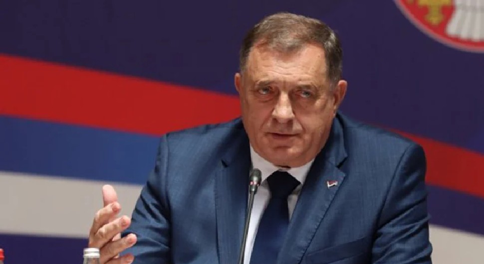 Dodik: Niko nije i neće ukinuti 9. januar