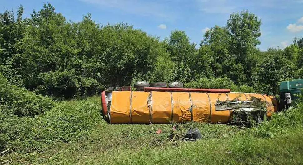 Kamion sletio s puta, vozač bio pod dejstvom alkohola