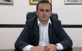 Ćosić o paljenju automobila na Palama