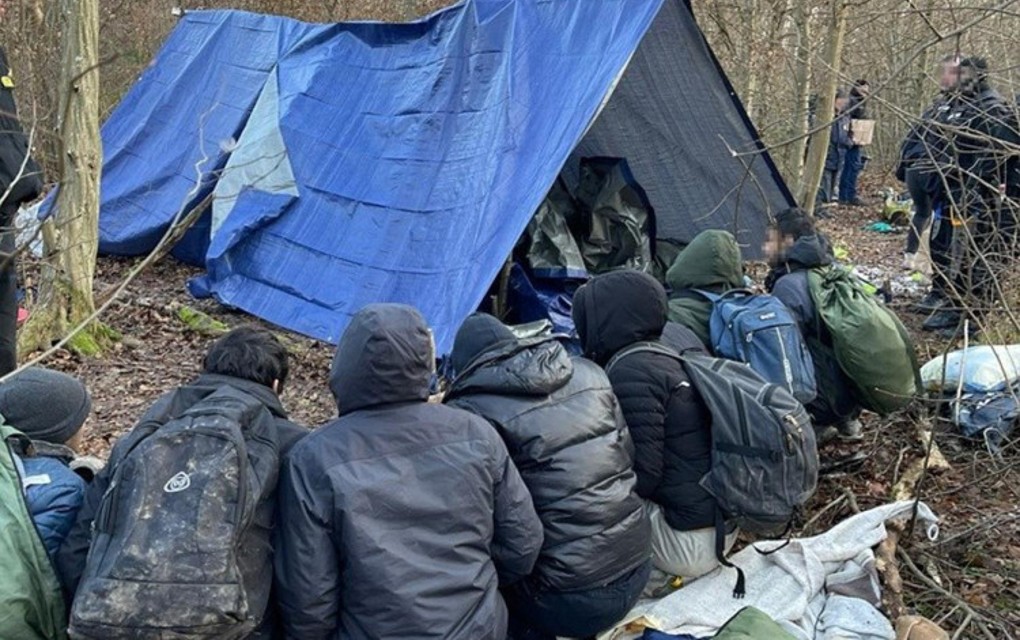 Naoružane grupe prebacuju migrante preko BiH