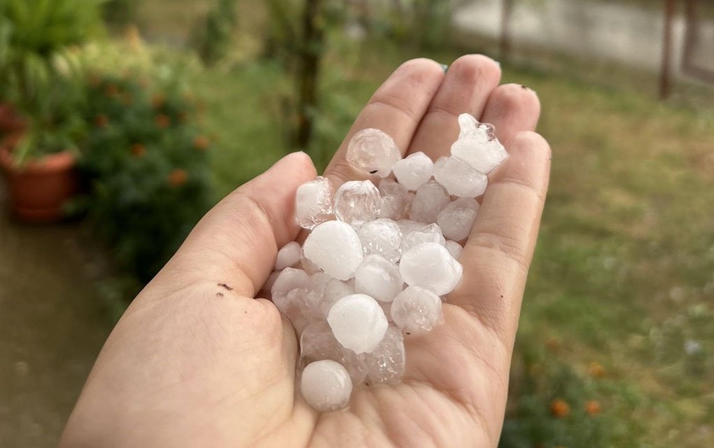 Olujno nevrijeme u dijelu Srpske, padao i led