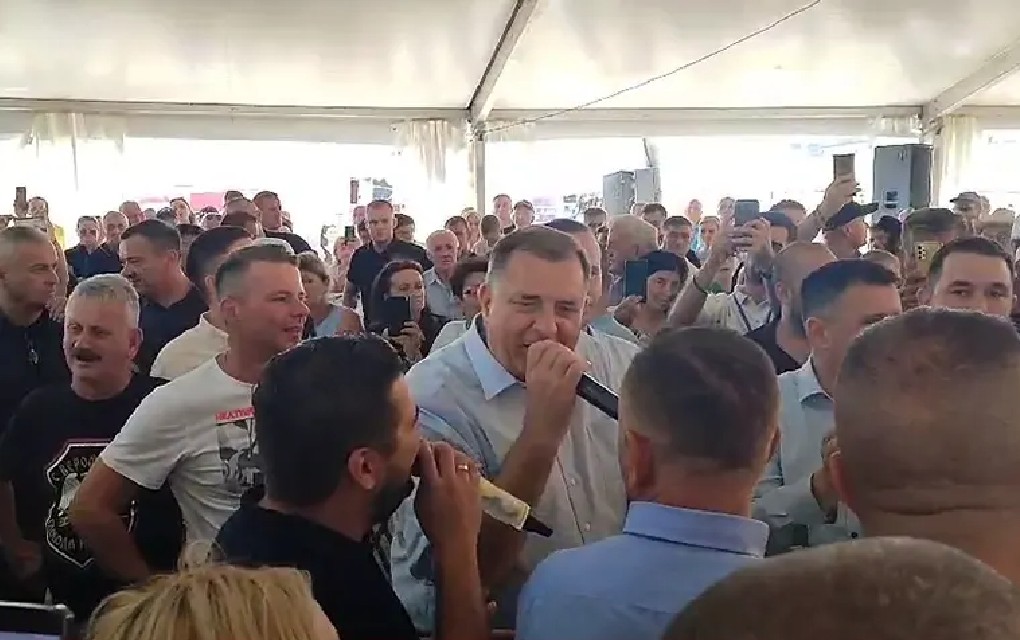 Dodik zapjevao poznati hit Baje Malog Knindže