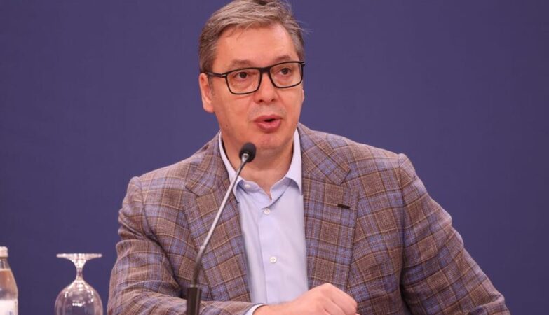 vučić o skupu