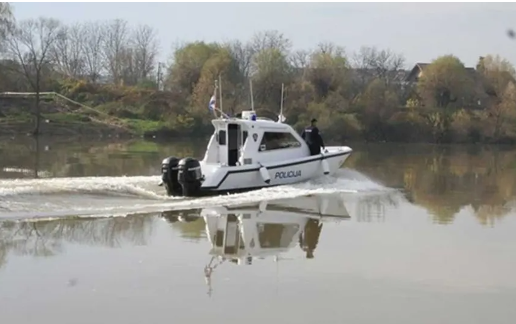 Drama na granici BiH i Hrvatske: Policajci spasavali utopljenike iz Save