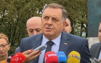 Dodik razgovarao s Varheljijem