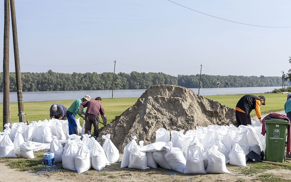 Poplave stižu i u Hrvatsku: Spremno milion i po vreća i 300 ljudi na terenu