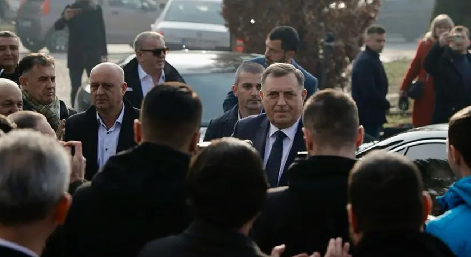 Predsjednik Dodik zatražio da dokazi i dokumenti budu dostavljeni na srpskom jeziku i ćirilici