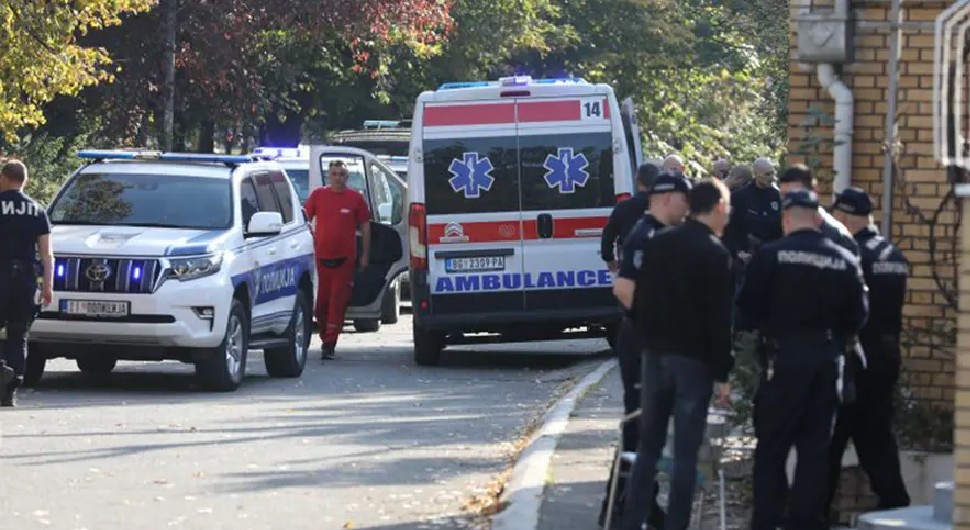 Prve fotografije sa mjesta pucnjave u Beogradu: Upucao sina i suprugu u kući