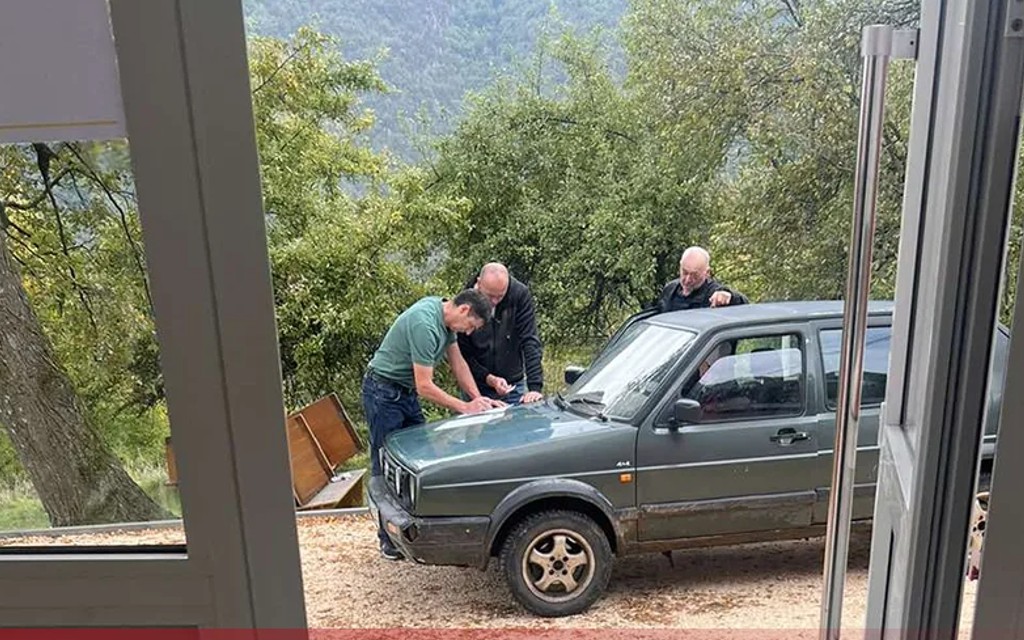 Glasa se na automobilima, prijetnje članu biračkog odbora