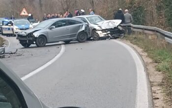 Troje povrijeđenih u sudaru opela i seata kod Banjaluke