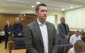 Zeljković tvrdi da nikada nije primio mito i da Marković laže