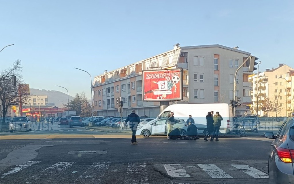 Udes u Banjaluci, vozilom udario pješaka