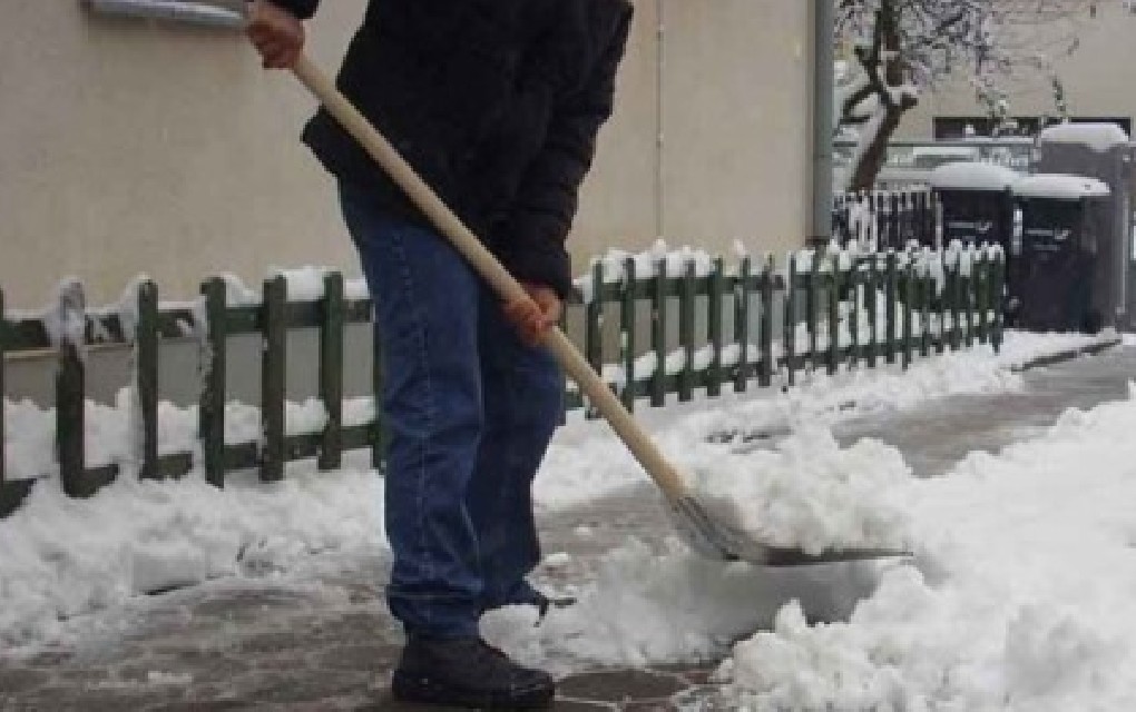 Trik koji će vam pomoći da očistite snijeg lakše nego ikad