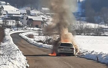 Izgorio automobil na magistralnom putu