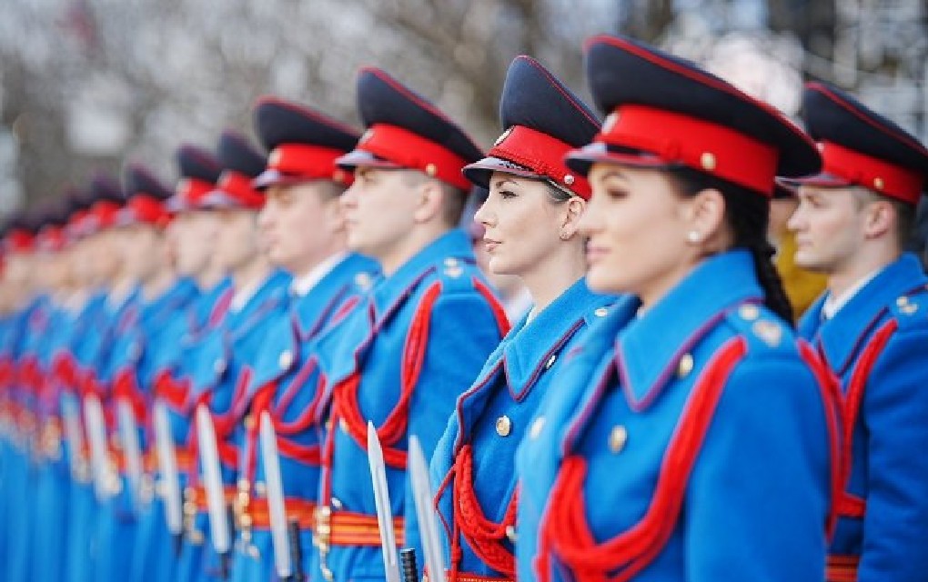 UŽIVO – Svečani defile, centralni događaj obilježavanja Dana Republike