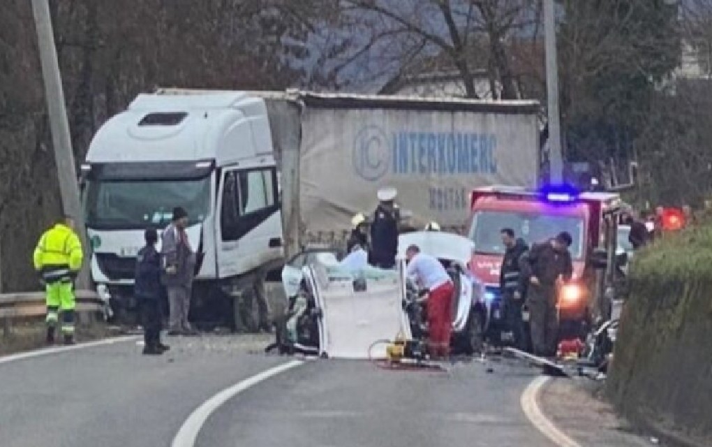 Stradali roditelji i djeca: Sutra obdukcija četiri osobe koje su poginule u stravičnoj nesreći