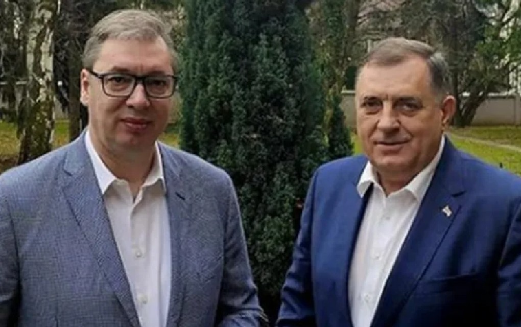 Predsjednik Dodik se zahvalio Vučiću na čestitkama povodom Dana Republike