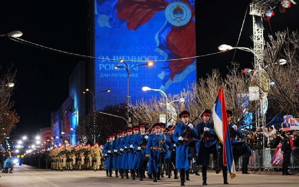 Održan svečani defile, centralni događaj obilježavanja Dana Republike