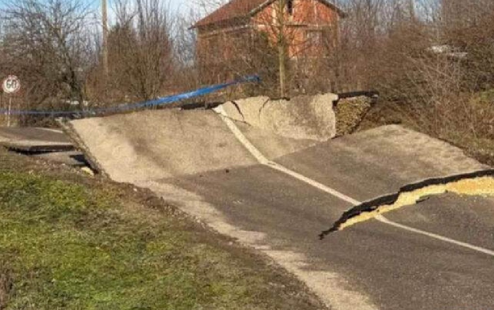 Veliko klizište kod Maglaja: Proglašeno stanje prirodne nesreće, ugroženi stambeni obejkti