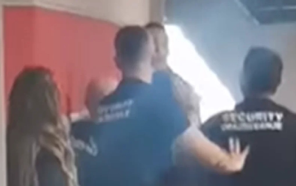 Žestoka tuča na koncertu Saše Matića