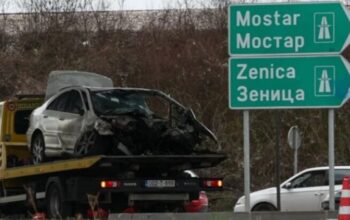 Automobilom se zabio u zaštitnu ogradu