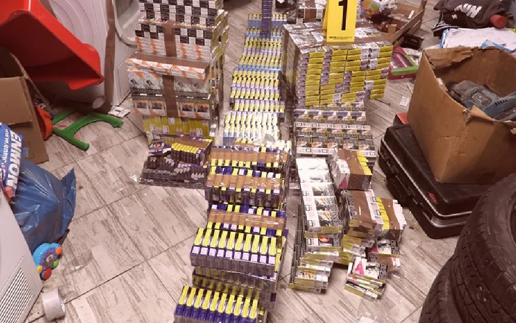 U mercedesu švercovao cigarete: Policija otkrila štek