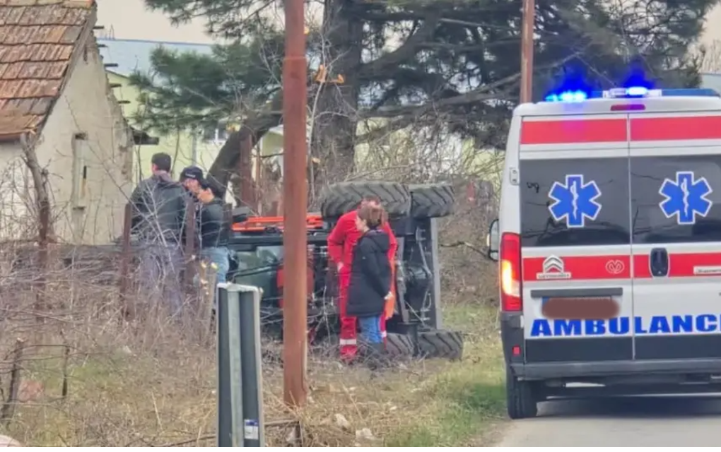 Maloljetnik poginuo u prevrtanju bagera