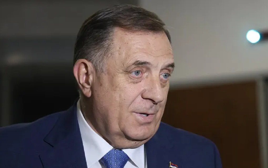 “Konaković nije postao poznat po dobrom djelu za Bošnjake, već po brojnim improvizacijama i promašajima“