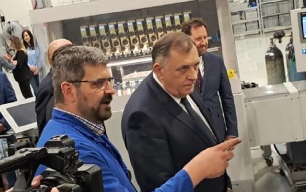 Dodik u obilasku fabrike „Iskra Tela L“