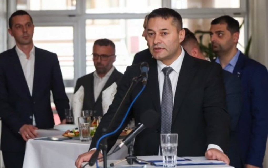 Aco Stanišić iz DEMOS-a prešao u SNSD