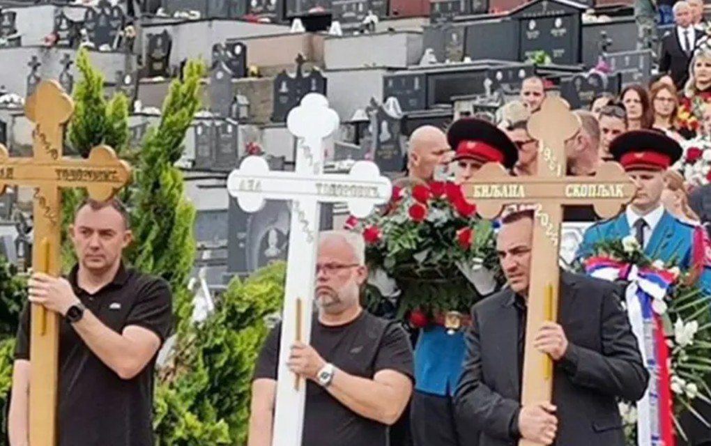 Sahranjen Srđan Todorović i članovi njegove porodice