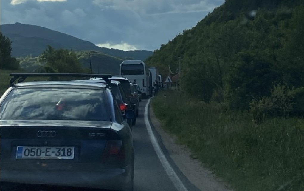 Tragedija kod Jezera, poginuo motociklista!