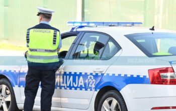 policija