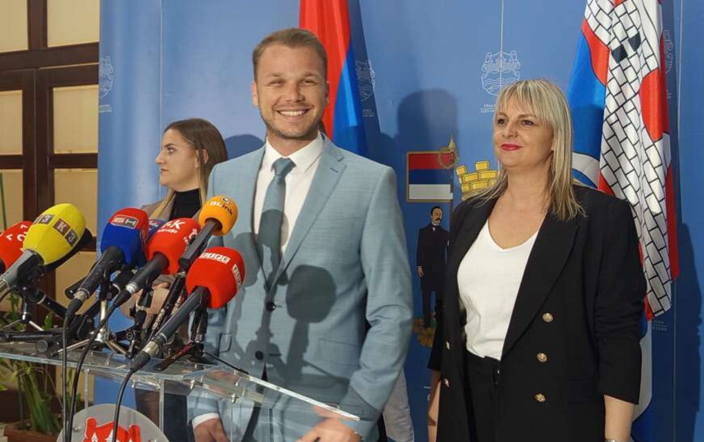 Stanivuković KUPIO LUKSUZNI STAN – Gotovo svi njegovi saradnici postali vlasnici brojnih nekretnina?!