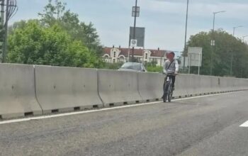vožnja biciklom na brzoj cesti