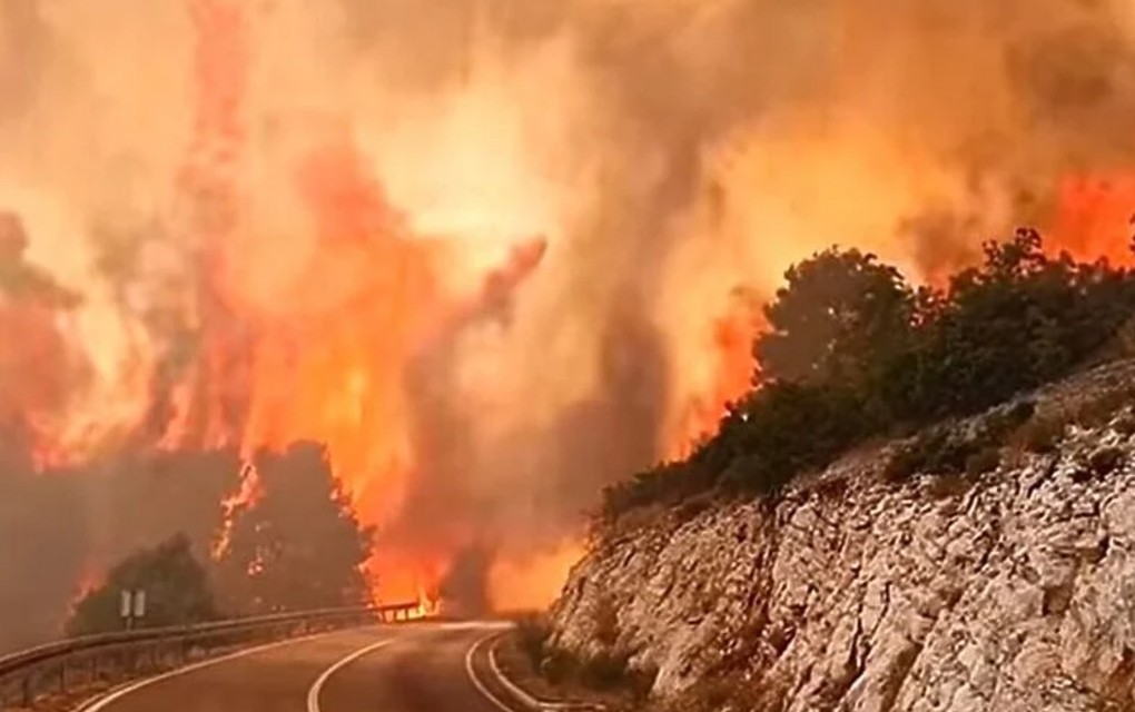 Gori u Hrvatskoj: Nema struje, turisti bježe